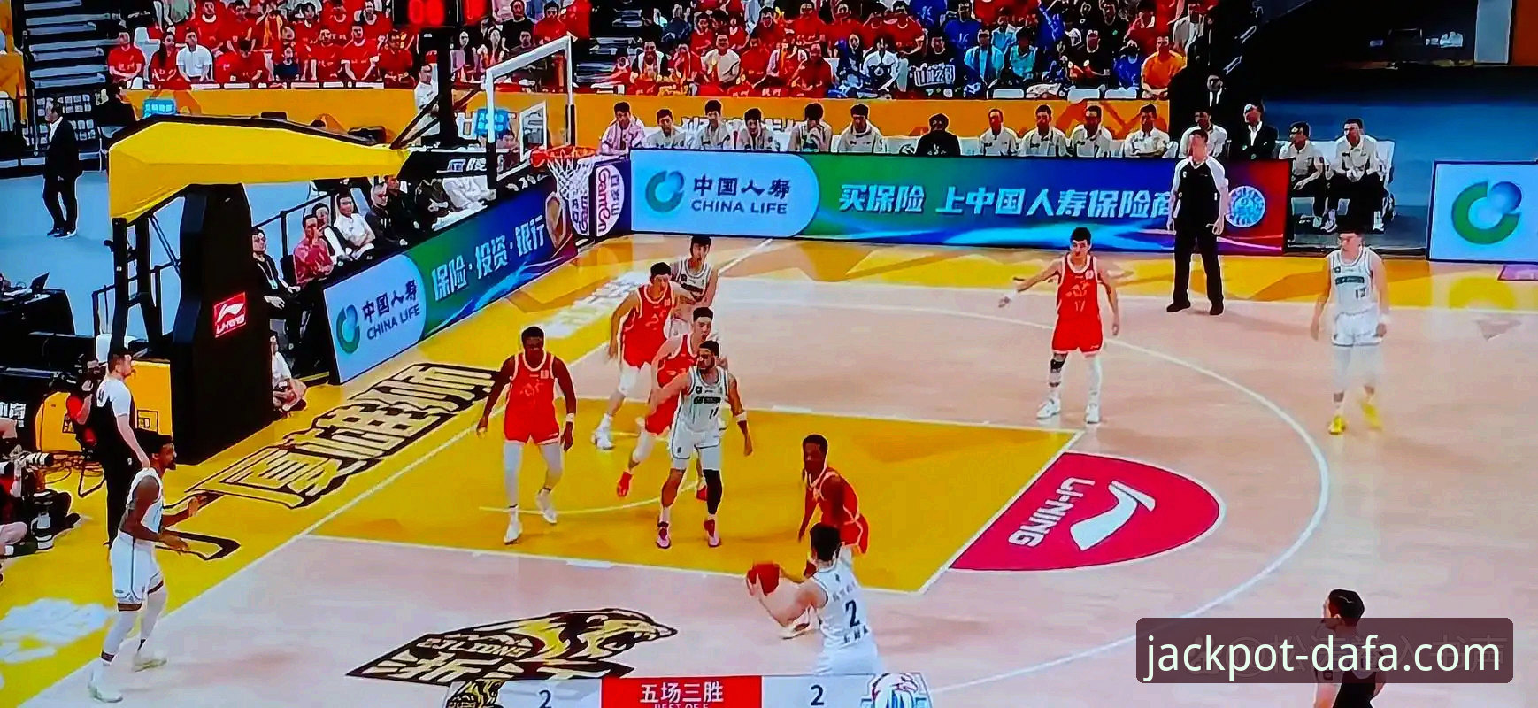 CBA季后赛G2深度评测：山西97-94险胜青岛，总分2-0横扫晋级八强
